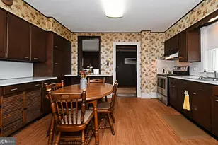 274 Green St, Royersford, PA 19468 - Photo 14
