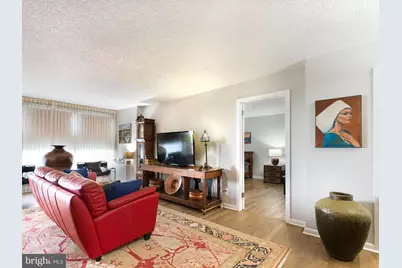 1001 City Avenue #WA-1008, Wynnewood, PA 19096 - Photo 6
