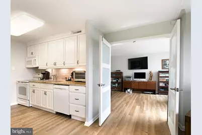 1001 City Avenue #WA-1008, Wynnewood, PA 19096 - Photo 20