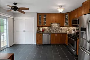 103 Red Rock Cir, Royersford, PA 19468 - Photo 2