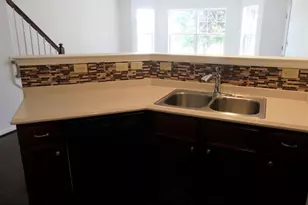 2034 Berkeley Dr, Pennsburg, PA 18073 - Photo 10
