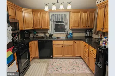 33 Centre Avenue, West Norriton, PA 19403 - Photo 2