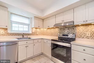 123 Hampstead Dr, Ambler, PA 19002 - Photo 4
