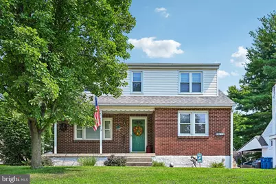 819 E Hancock Street, Lansdale, PA 19446 - Photo 1