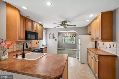 819 E Hancock Street, Lansdale, PA 19446 - Photo 18