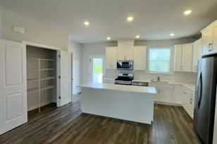 75 Continental Wy, Bridgeport, PA 19405 - Photo 8