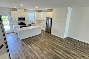 75 Continental Wy, Bridgeport, PA 19405 - Photo 10