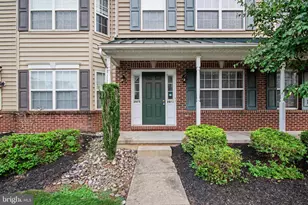 2075 Morgan Hill Dr, Pennsburg, PA 18073 - Photo 2