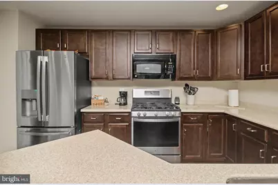2075 Morgan Hill Drive #M30, Pennsburg, PA 18073 - Photo 4