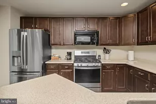 2075 Morgan Hill Dr, Pennsburg, PA 18073 - Photo 4