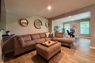 500 Joshua Ct, North Wales, PA 19454 - Photo 2