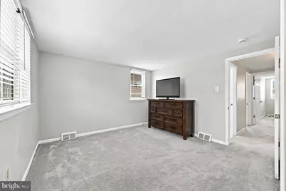221 W 3rd Avenue, Conshohocken, PA 19428 - Photo 12