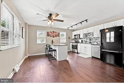 221 W 3rd Avenue, Conshohocken, PA 19428 - Photo 6