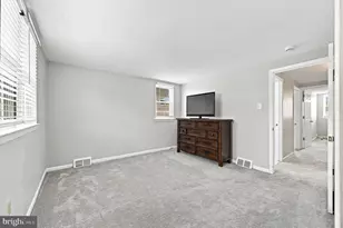 221 W 3rd Ave, Conshohocken, PA 19428 - Photo 2