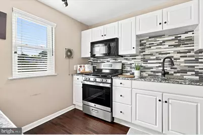 221 W 3rd Avenue, Conshohocken, PA 19428 - Photo 8