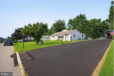 737 Woodbrook Lane, Plymouth Meeting, PA 19462 - Photo 2