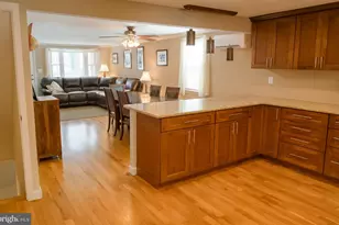 410 W 11th Ave, Conshohocken, PA 19428 - Photo 4