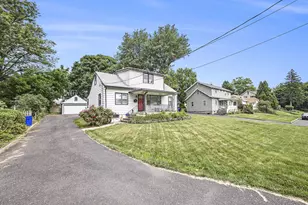 524 Continental Rd, Hatboro, PA 19040 - Photo 2