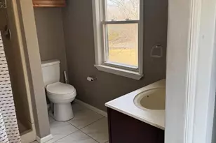 3153 Zepp Rd, Green Lane, PA 18054 - Photo 6