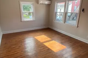 566 E High St, Pottstown, PA 19464 - Photo 4