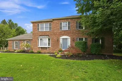 30 Creekside Court, Gilbertsville, PA 19525 - Photo 1