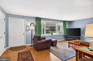 141 E Spruce St, Gilbertsville, PA 19525 - Photo 8