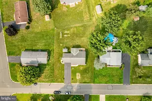 141 E Spruce St, Gilbertsville, PA 19525 - Photo 42