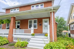 38 W Summit St, Souderton, PA 18964 - Photo 2