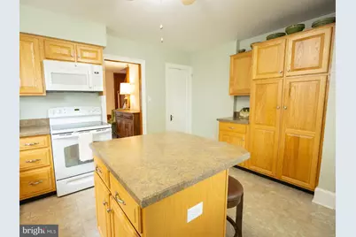 38 W Summit Street, Souderton, PA 18964 - Photo 14
