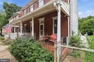 952 Queen St, Pottstown, PA 19464 - Photo 2
