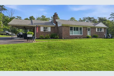 2050 Price Road, Pennsburg, PA 18073 - Photo 2