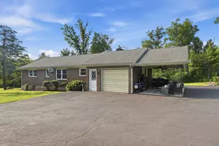 2050 Price Rd, Pennsburg, PA 18073 - Photo 28