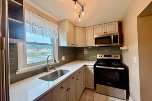 367 E Hector St, Conshohocken, PA 19428 - Photo 6