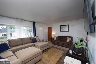 2945 Lincoln Avenue, Glenside, PA 19038 - Photo 2