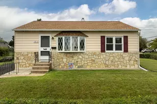 2945 Lincoln Ave, Glenside, PA 19038 - Photo 1