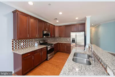 208 Carson Terrace, Huntingdon Valley, PA 19006 - Photo 2
