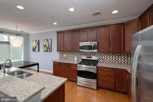 208 Carson Terrace, Huntingdon Valley, PA 19006 - Photo 4