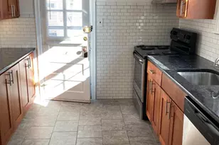 1478 Braddock Ln, Wynnewood, PA 19096 - Photo 8