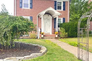 425 Pennsylvania Ave, Lansdale, PA 19446 - Photo 1