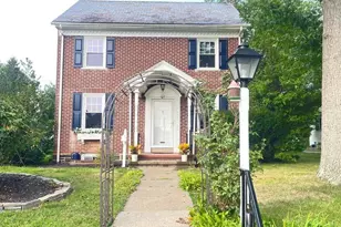 425 Pennsylvania Ave, Lansdale, PA 19446 - Photo 2