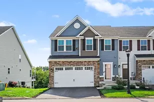 1071 Moscariello Ln, Royersford, PA 19468 - Photo 2