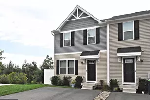 15 Castle Dr, Gilbertsville, PA 19525 - Photo 8