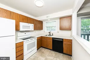 620 Manatawny St, Pottstown, PA 19464 - Photo 12