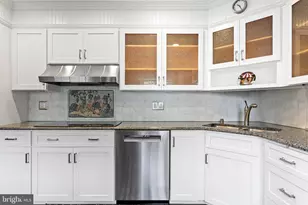 135 E 4th Ave, Conshohocken, PA 19428 - Photo 8