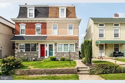 135 E 4th Avenue, Conshohocken, PA 19428 - Photo 1