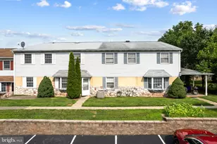 1709 Whitpain Hills, Blue Bell, PA 19422 - Photo 18