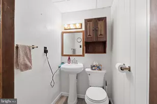 1385 Woodmere Rd, Pottstown, PA 19464 - Photo 24