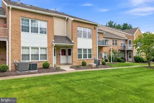 606 Valley Glen Rd, Elkins Park, PA 19027 - Photo 1