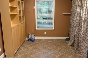 1467 Laura Ln, Pottstown, PA 19464 - Photo 6