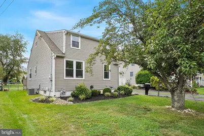 105 Loller Road, Hatboro, PA 19040 - Photo 2